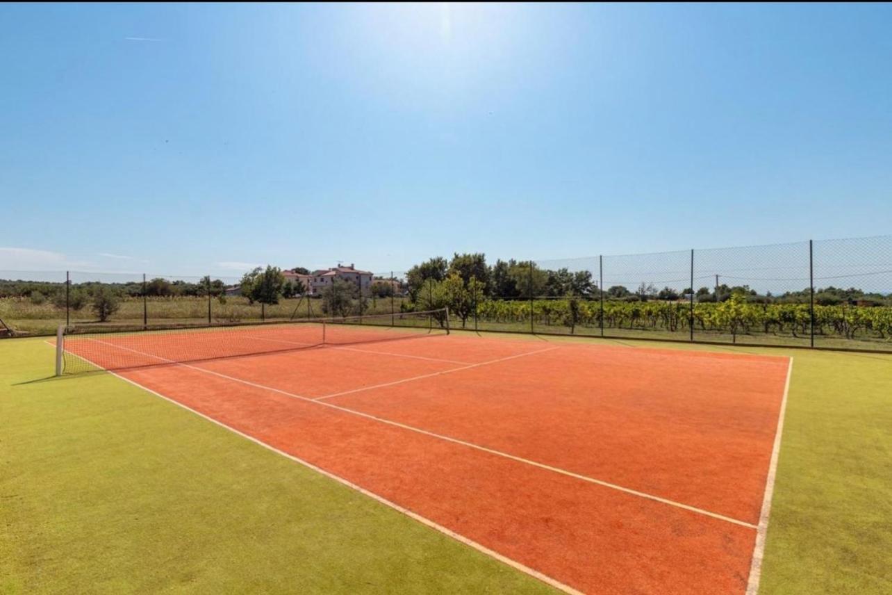 Tar-Vabriga Apartment Aleks מראה חיצוני תמונה