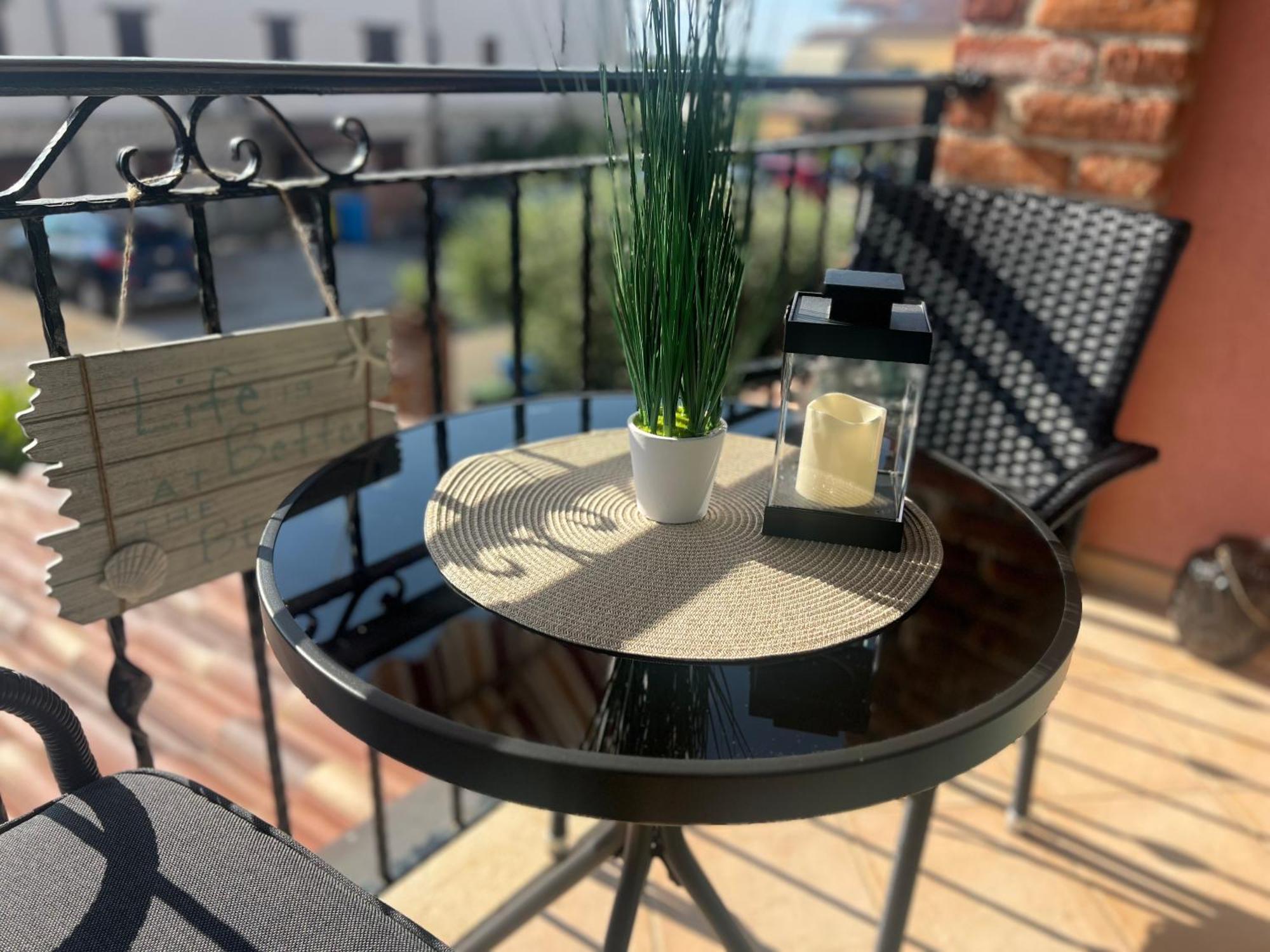 Tar-Vabriga Apartment Aleks מראה חיצוני תמונה